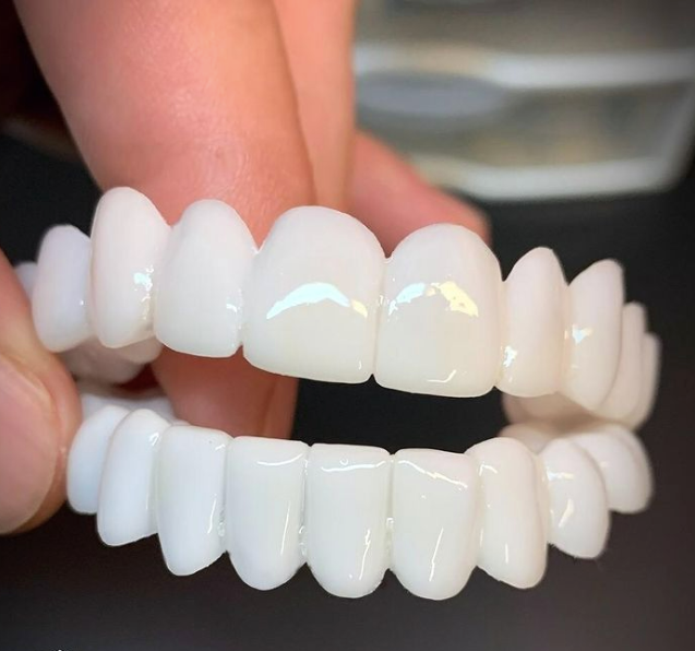 Sorriso Perfeito™️ Dentaduras removíveis (Kit superior + inferior) - Líder Vendas